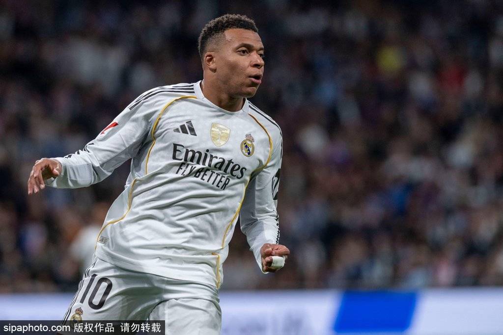 观战台：利物浦拼热刺+切尔西战纽卡 曼城巴萨冲七连胜