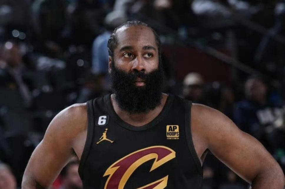 哈登想要离开快船！骑士队领跑，火箭队也有想法？