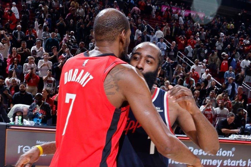 哈登想要离开快船！骑士队领跑，火箭队也有想法？