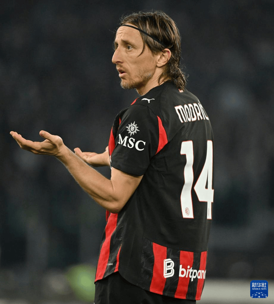 意甲：AC米兰不敌拉齐奥